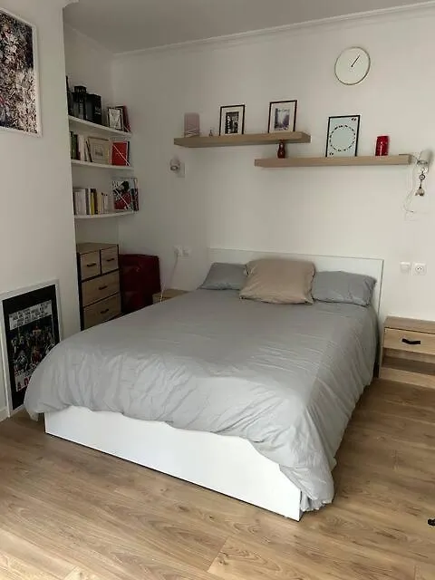 Apartment Cozy Appartment In Voltaire Paris France
